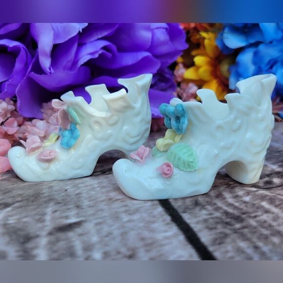 Vintage Porcelain Shoes - Picture 4 of 10